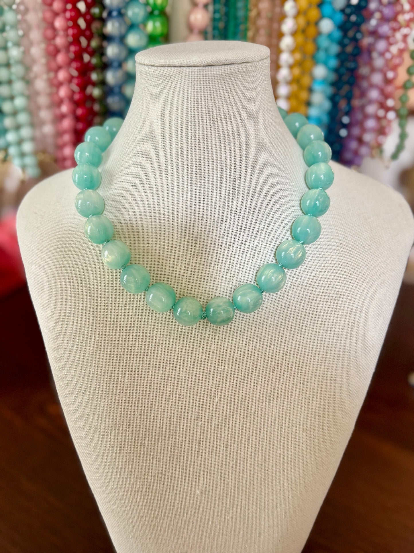 Bubble Gum Necklace MAGNETIC