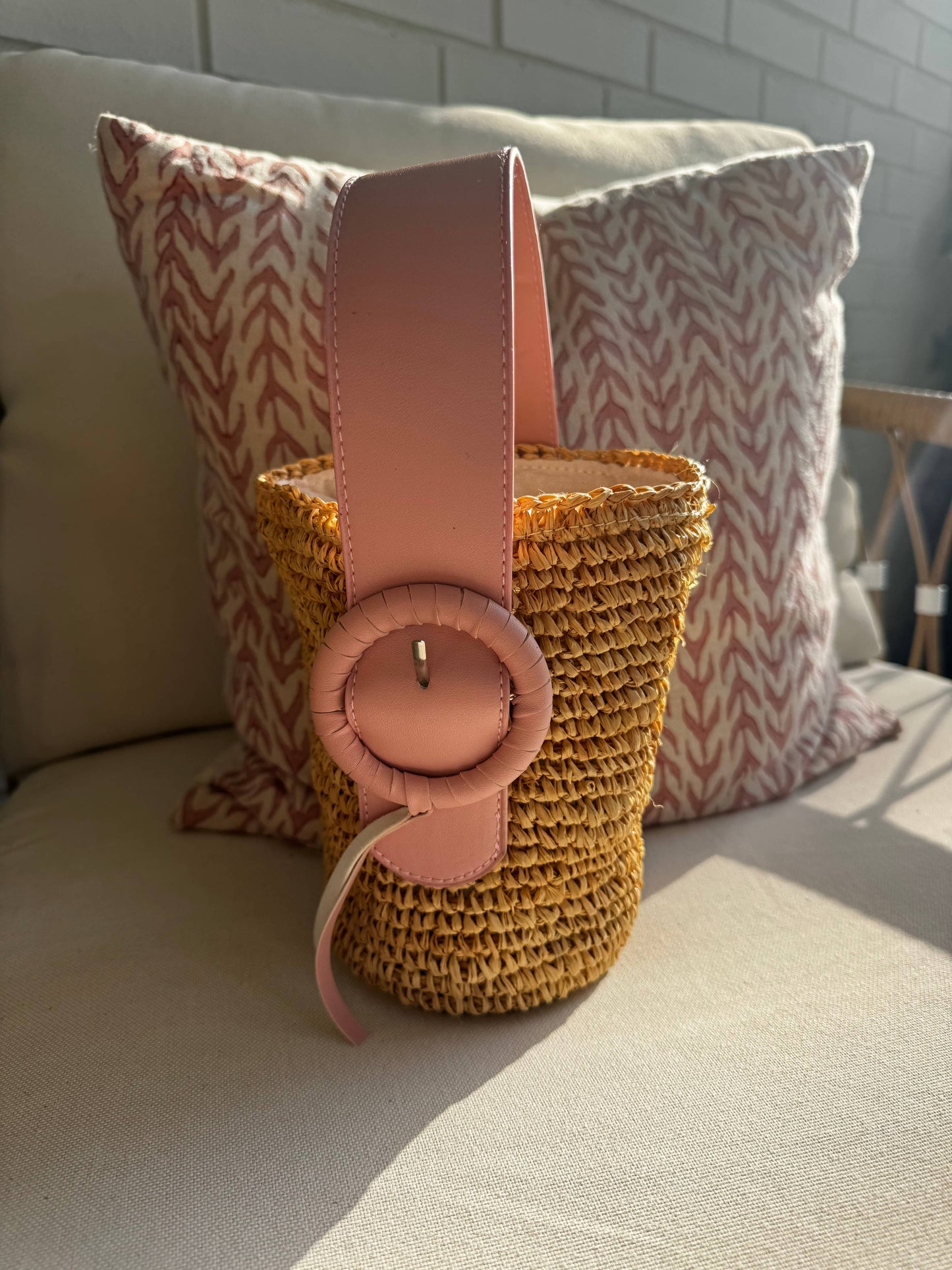 Finley Straw Bucket