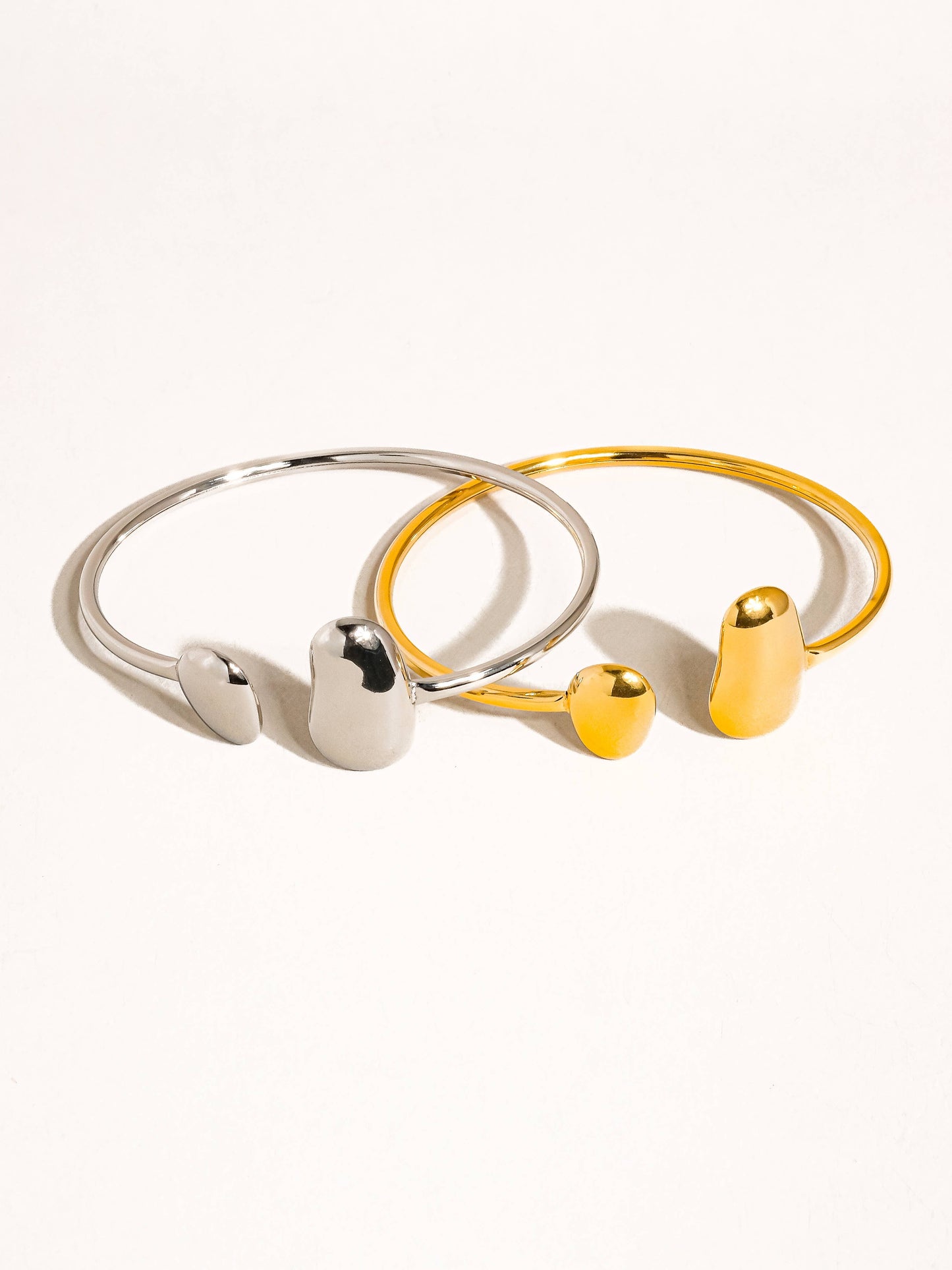Mazie 18K Non-Tarnish Round Thin Bracelet: Yellow Gold