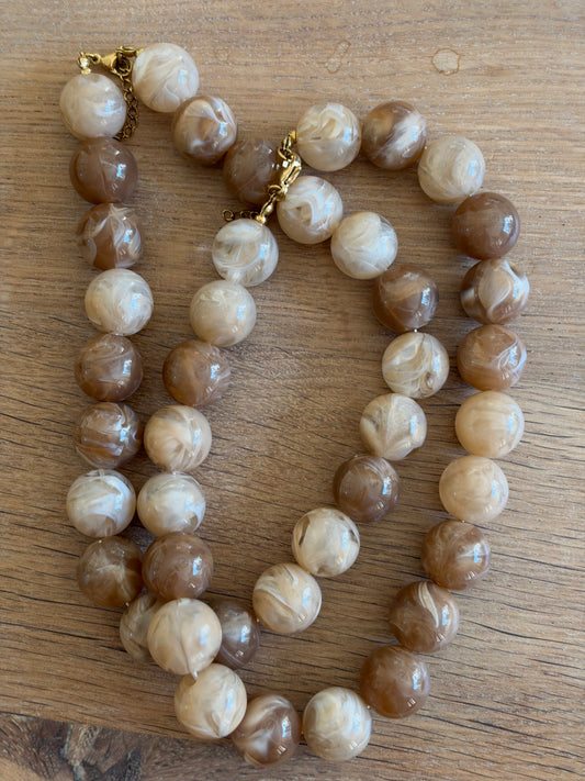 Caramel Swirl Necklace