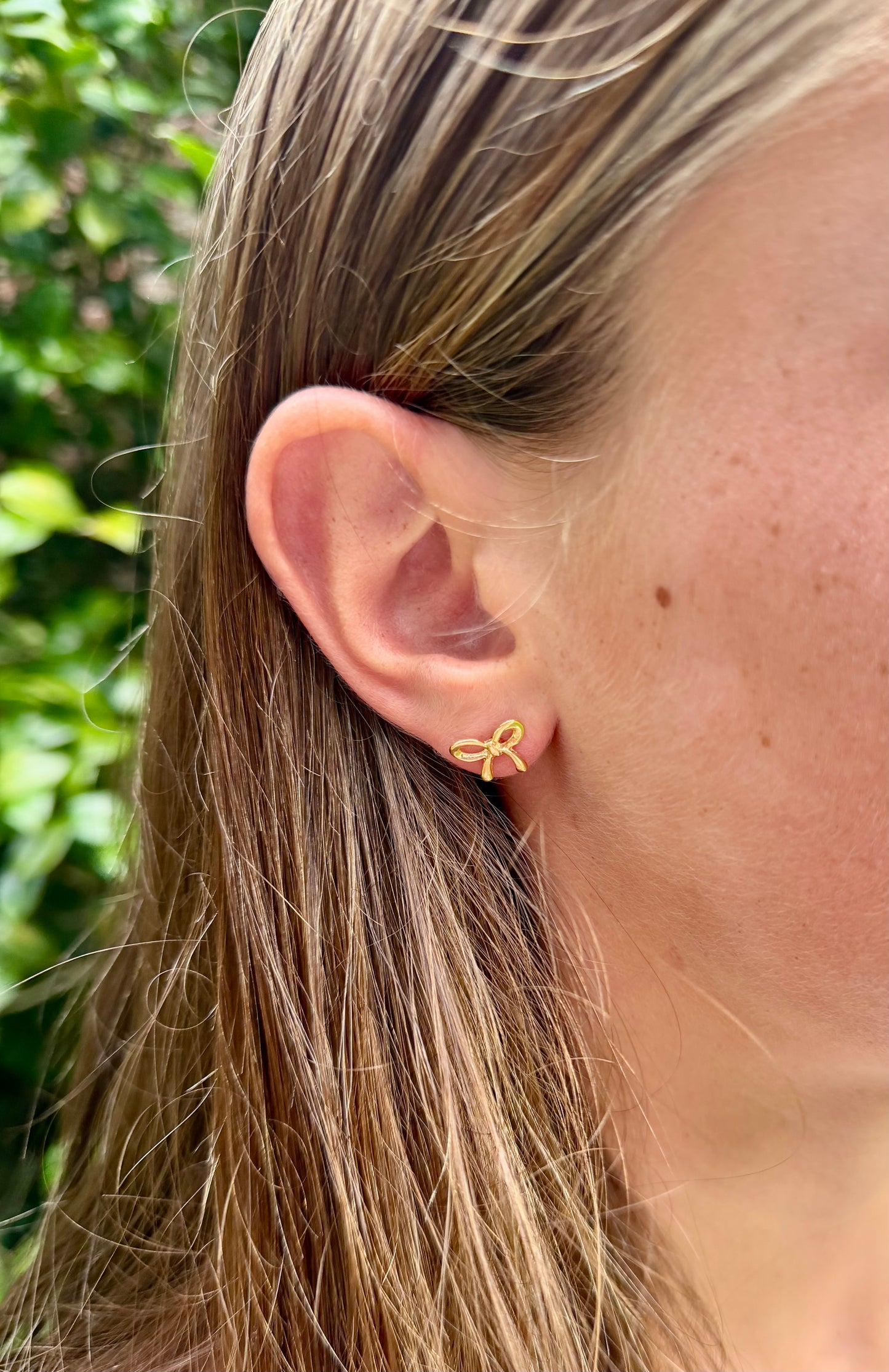 Petite Bow Stud