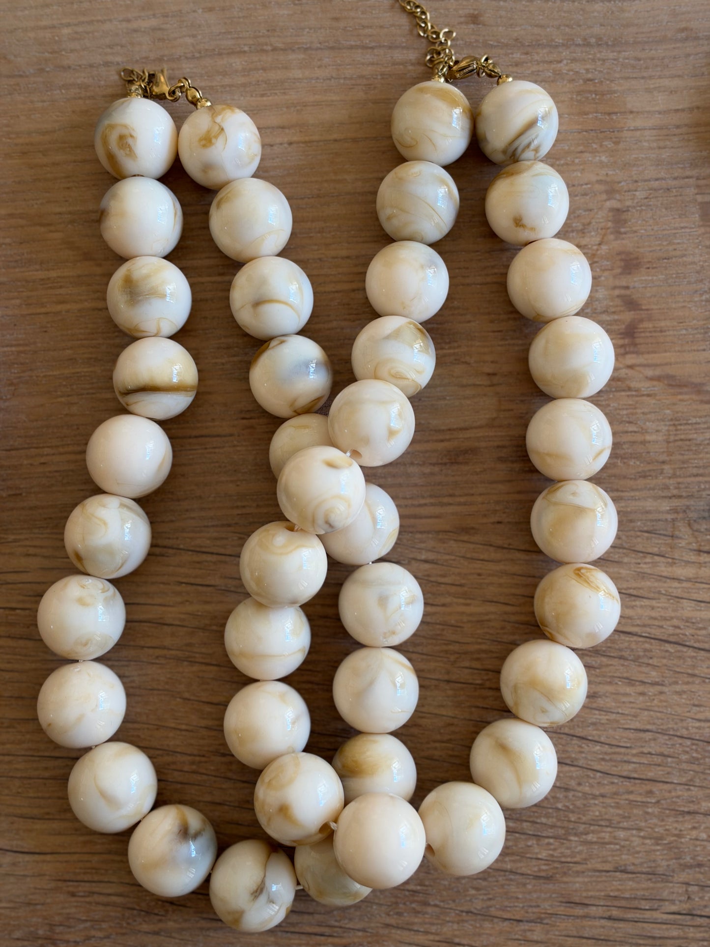 Ivory Swirl Necklace
