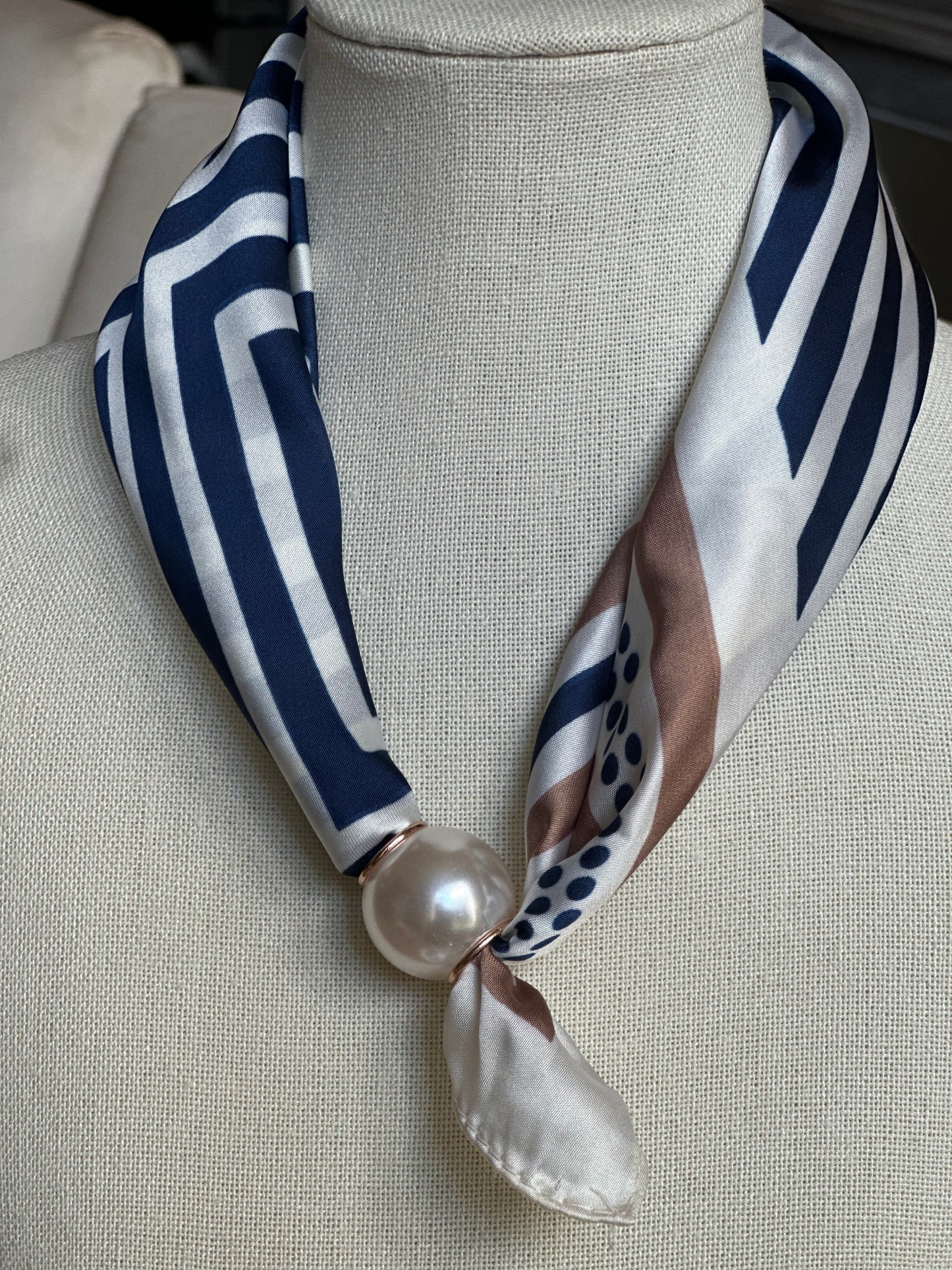 The Pearl Tie Scarf - Navy