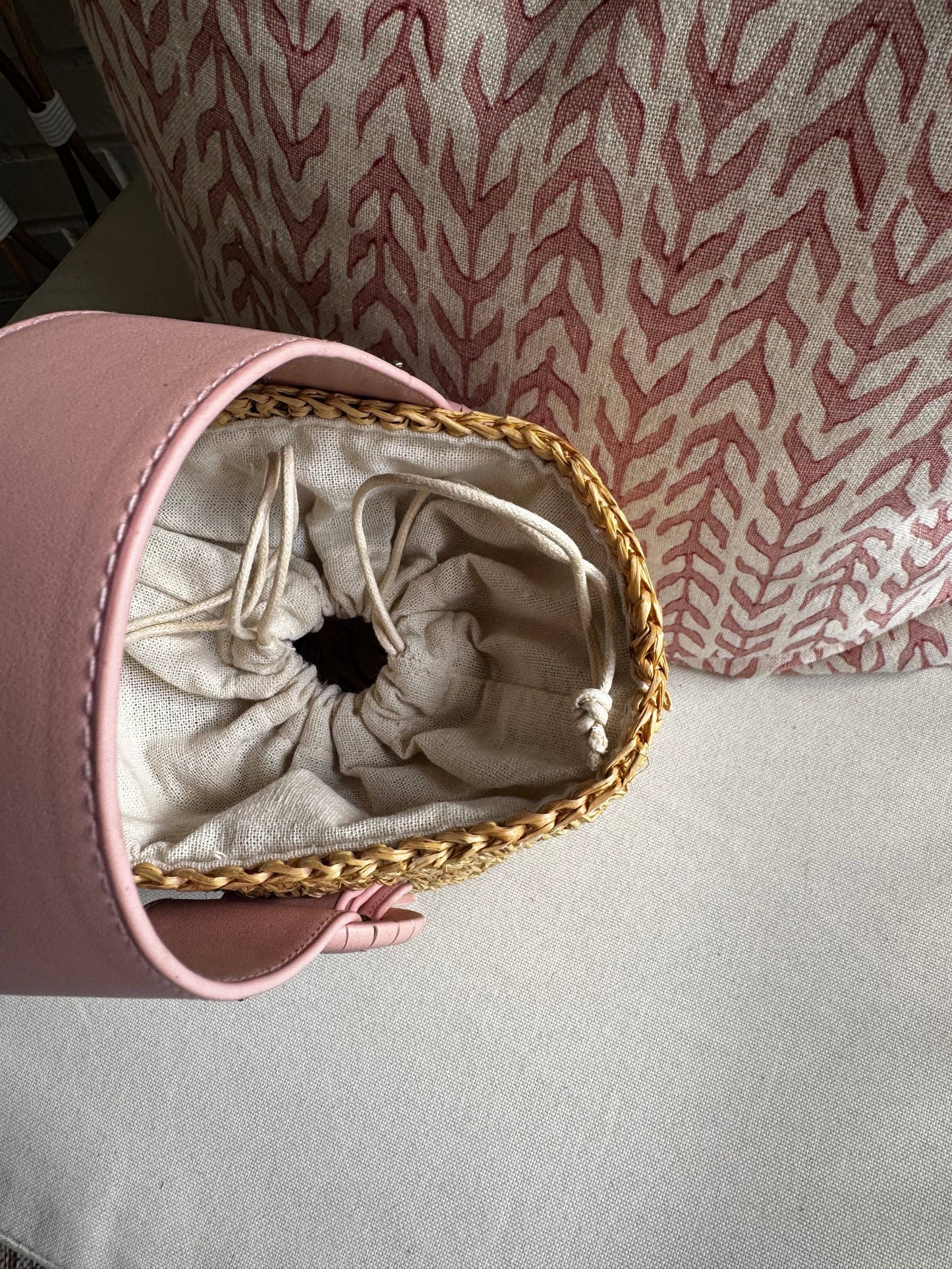 Finley Straw Bucket